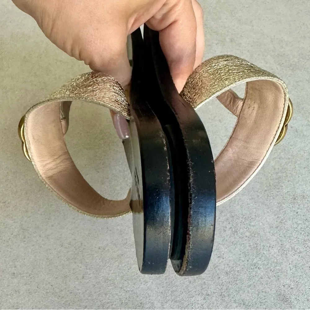 Gucci GG Marmont Sandals Metallic Gold Leather Thong Flats Flip Flops Size 37